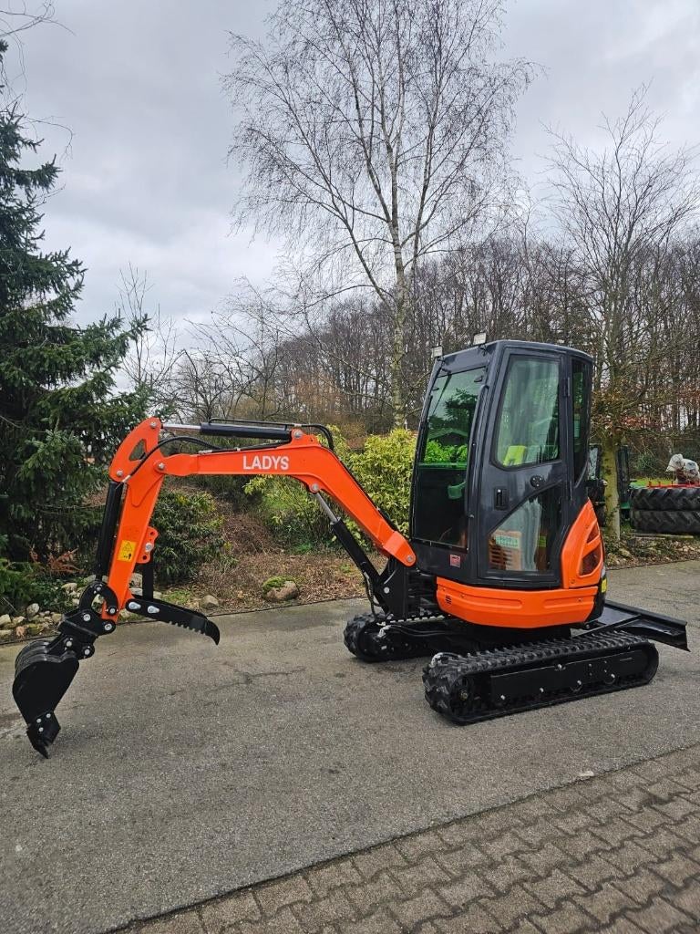 Ladys DY35U graafmachine, minigraver, Nieuw, Kubota Motor, Ophalen, Graafmachine