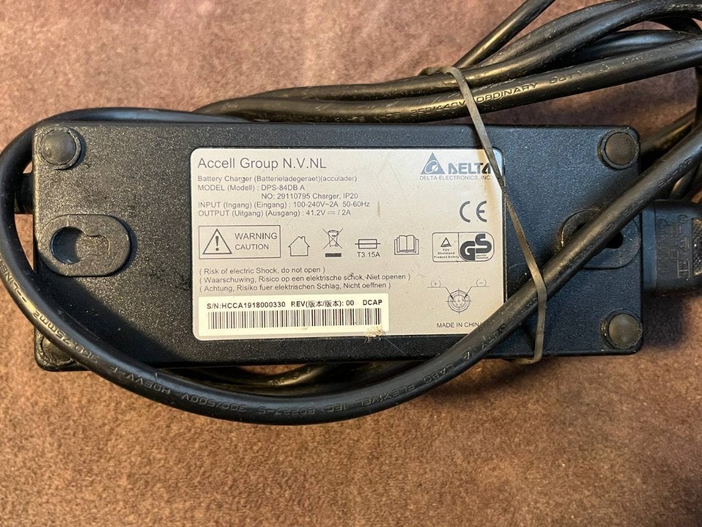 Accu lader Accell Delta, Ophalen of Verzenden, Gebruikt, Elektrische fiets