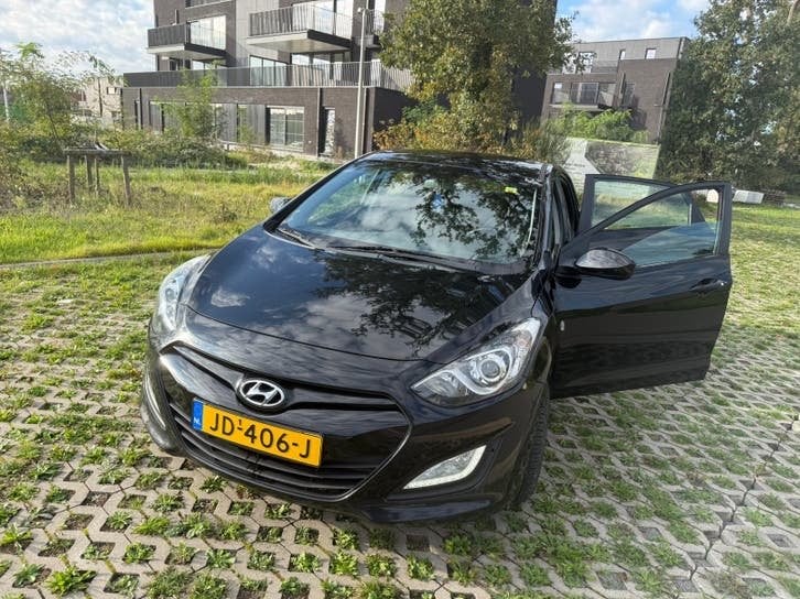 Hyundai i30 1.4 I Cvvt 5DR 2012 Zwart, Auto's, Voorwielaandrijving, 1160 kg, 4 cilinders, 1396 cc