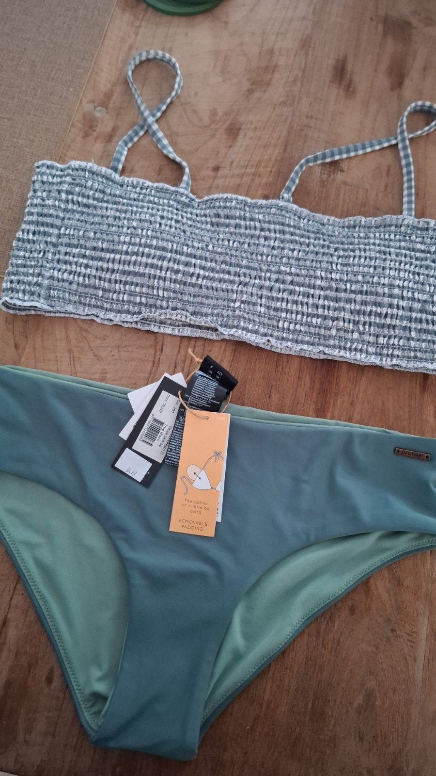 bikini protest, Nieuw, Ophalen of Verzenden, Protest, Bikini