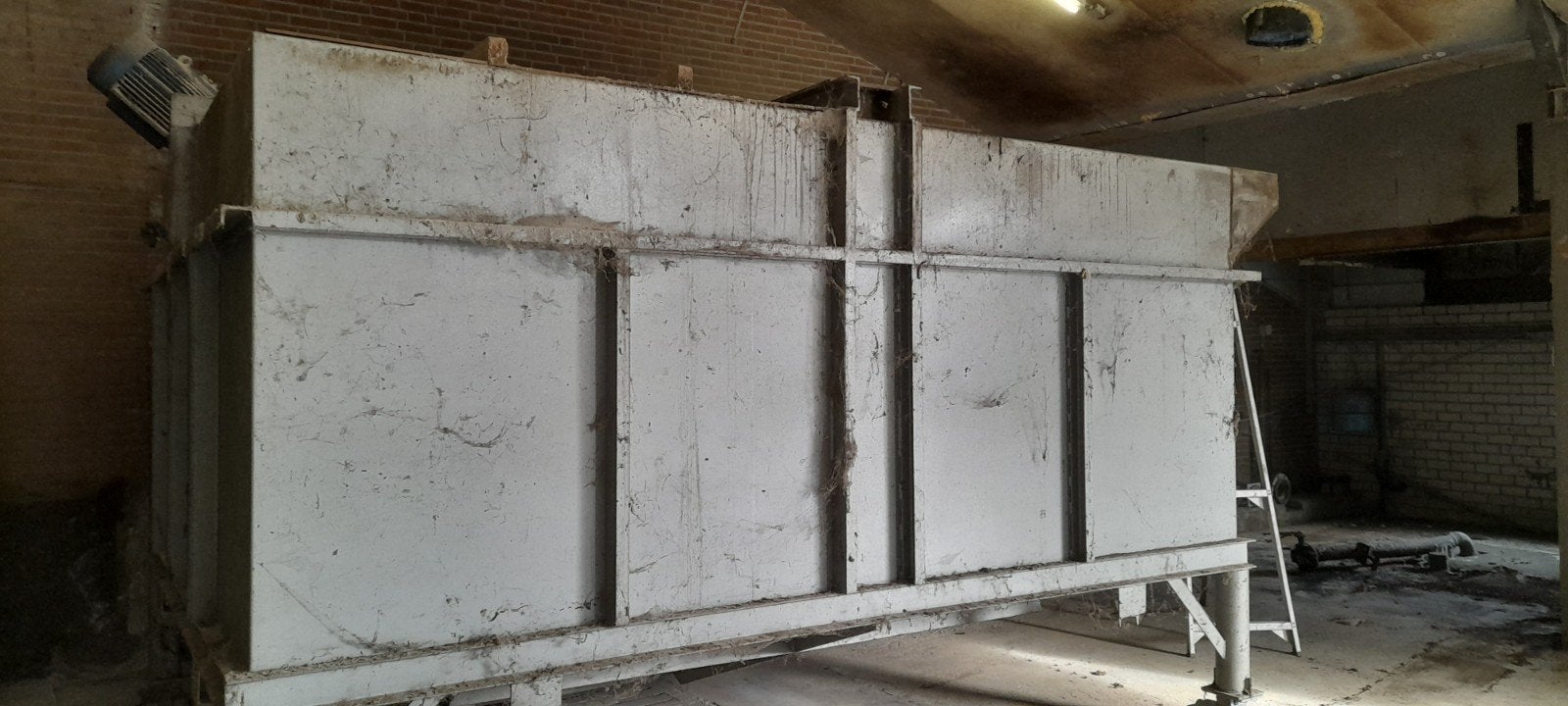 RVS menger 20m3 voormenger, Ophalen