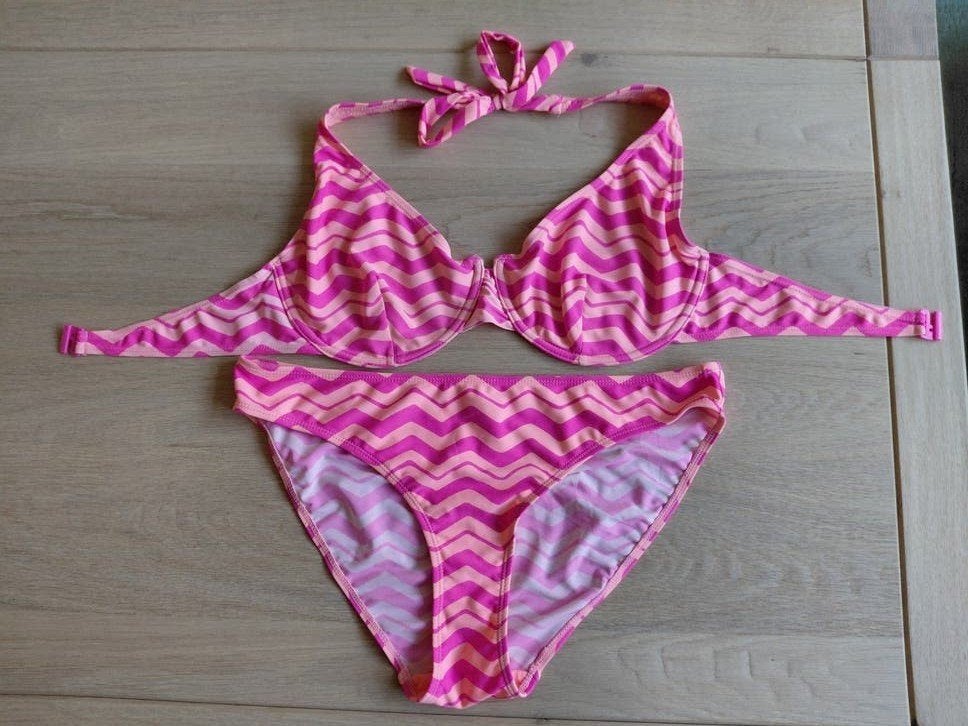 Stijlvolle roze bikini van Hunkemoller 85F en broekje XL, Ophalen of Verzenden, Zo goed als nieuw, Roze, Bikini