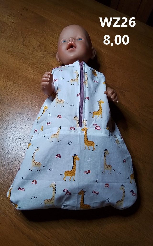 Poppenkleertjes baby born. Slaapzak giraf. Opbrengst KiKa., Ophalen of Verzenden, Nieuw, Babypop