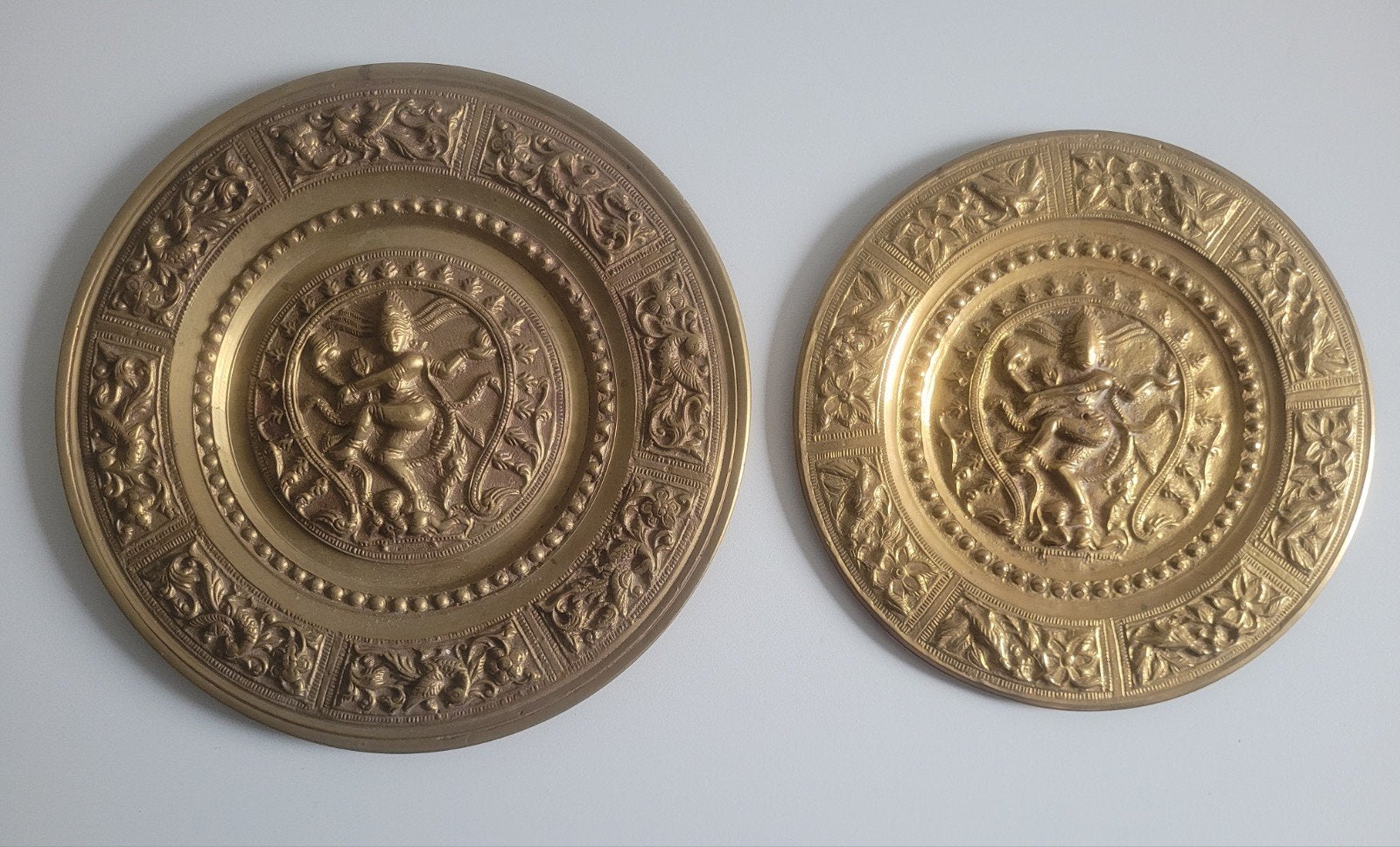 2 wandborden dansende Shiva Nataraja hindoedans borden, Ophalen of Verzenden