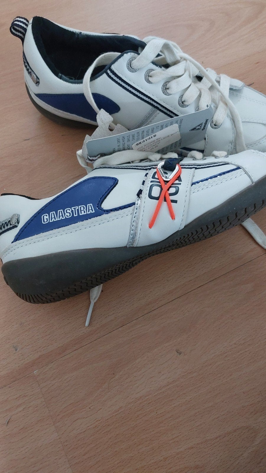 Te koop nieuwe gaastra schoenen mt 37, Ophalen of Verzenden, Nieuw, Blauw, Sneakers of Gympen