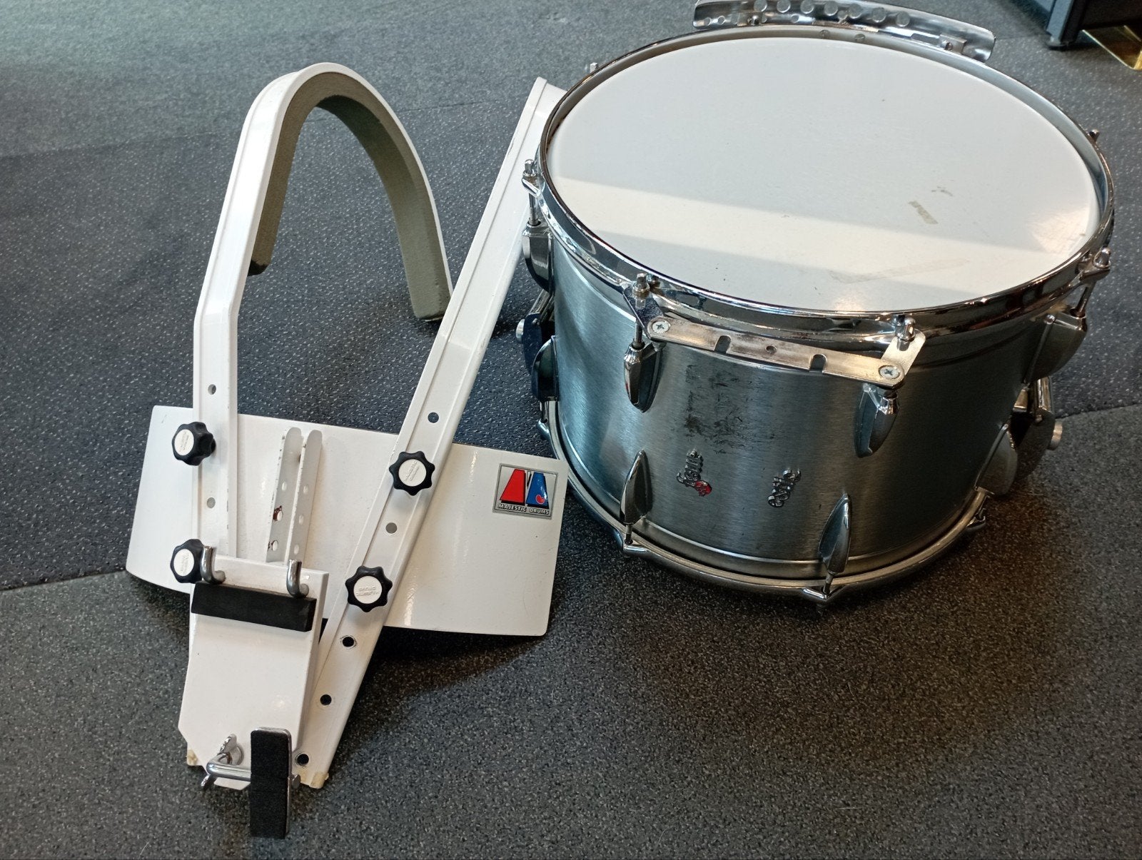 Majestic Snaardrum met Harnas, Muziek en Instrumenten, Ophalen of Verzenden, Gebruikt, Trommel