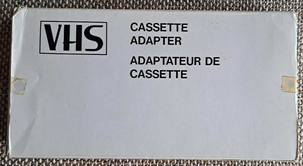 VHS CASSETTE ADAPTER CCA-3   (gebruikt, maar ….), Ophalen of Verzenden, Gebruikt