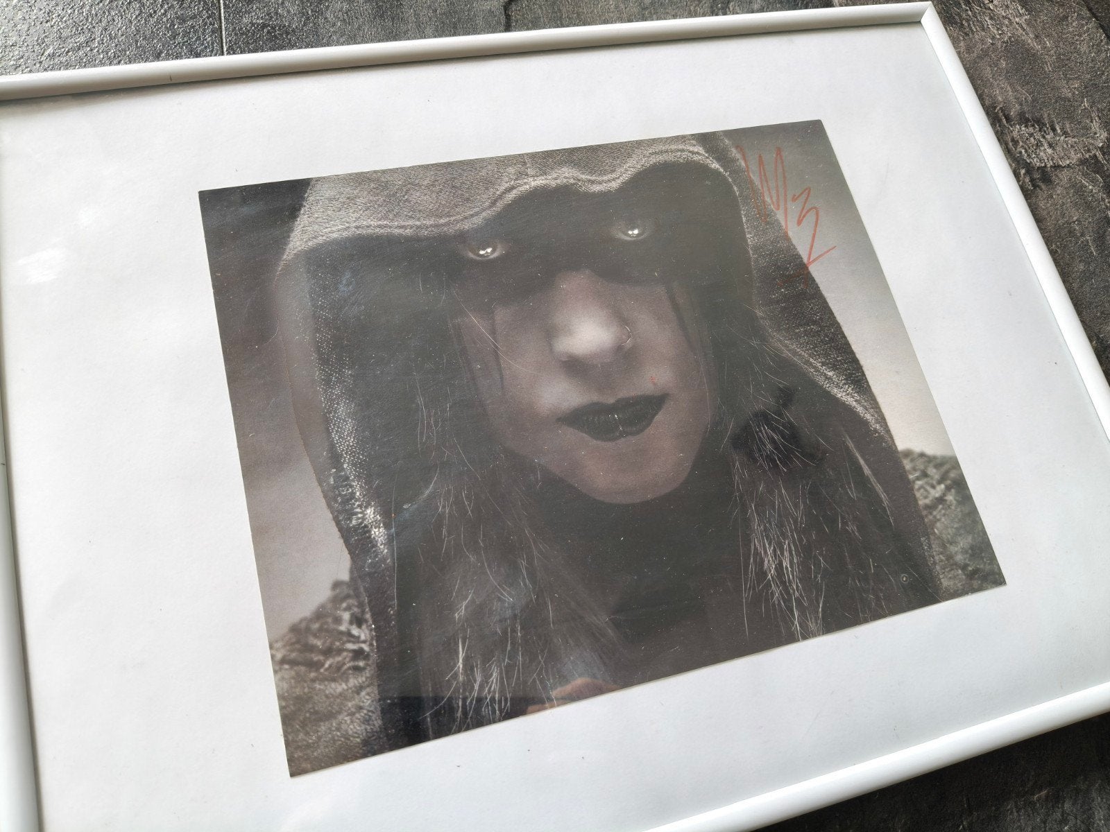 Wednesday 13 gesigneerde poster in lijst, Ophalen of Verzenden