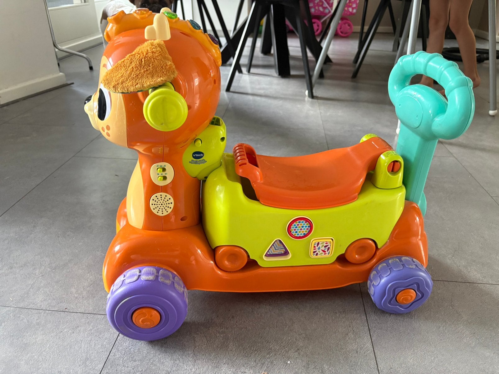 Vtech hoefje hert 4 in 1 loopwagen, Ophalen, Gebruikt, 6 maanden tot 2 jaar