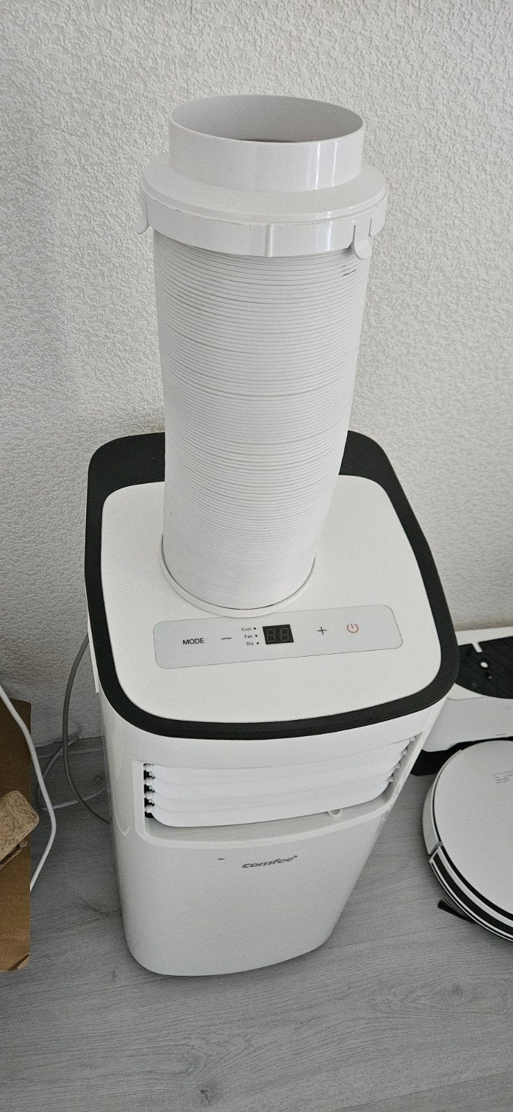 Comfee 7000 BTU Mobiele Airco te koop met afvoerslang., Witgoed en Apparatuur, Airco's, Ophalen, Timer, Minder dan 60 m³, Zo goed als nieuw