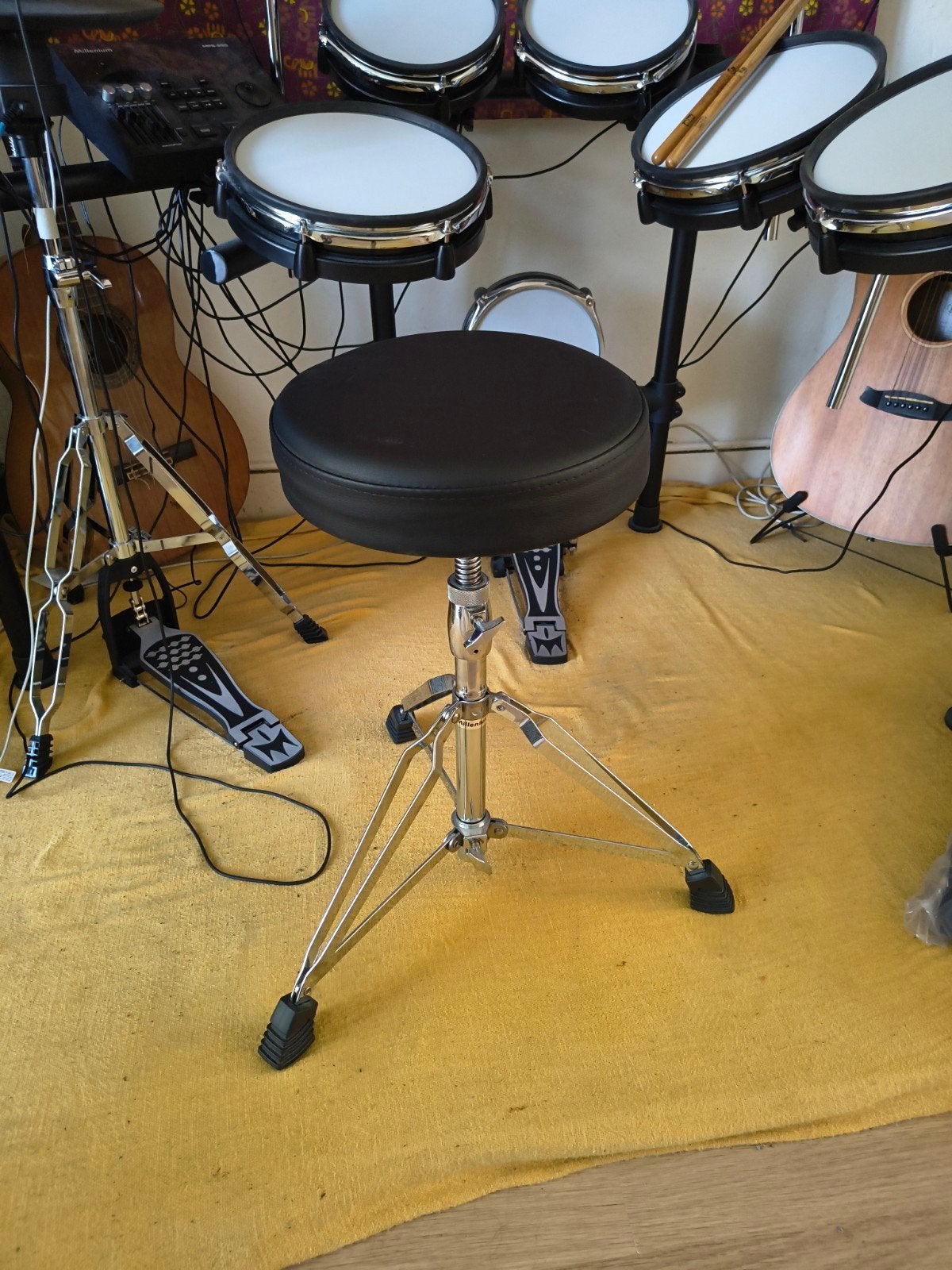 Drum throne (Millennium DT4), Ophalen, Zo goed als nieuw, Overige merken