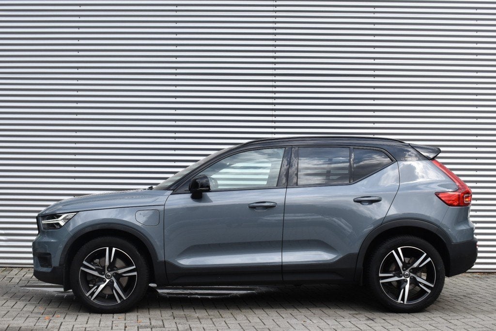 Volvo XC40 1.5 T5 RECHARGE. R-DESIGN / EL. STOEL + MEMORY /, Auto's, 1800 kg, 1712 kg, Bedrijf, Hybride Elektrisch/Benzine