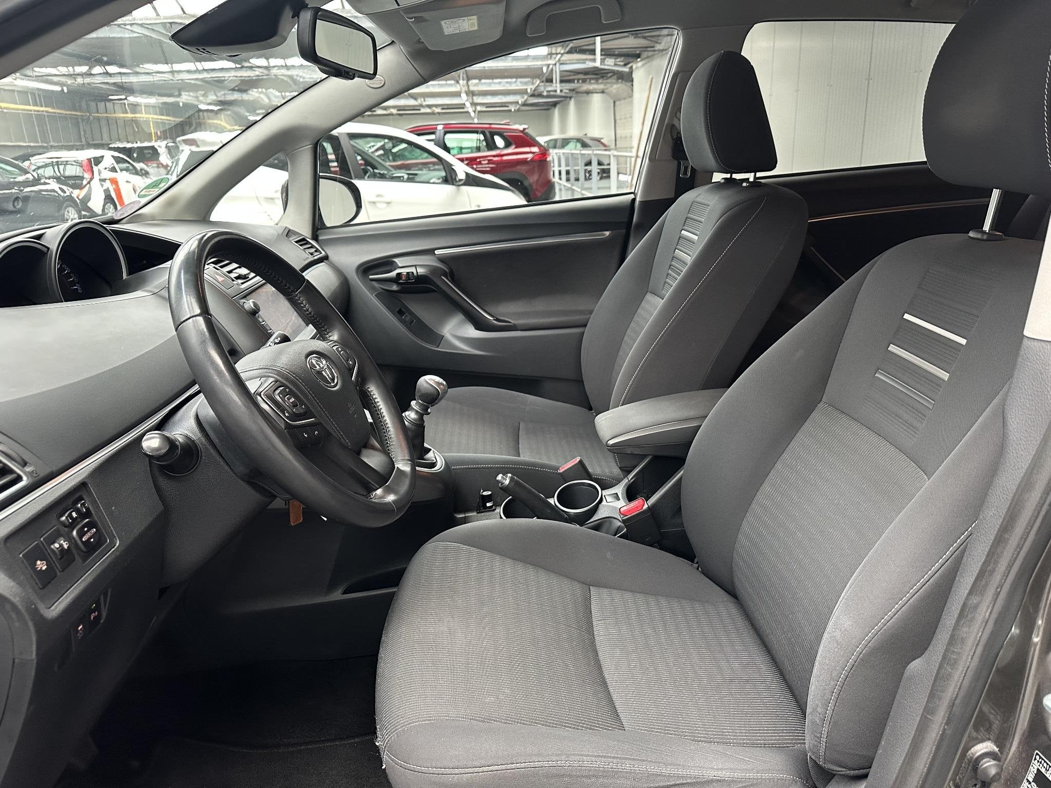 Toyota Verso 1.6 VVT-i Dynamic, Auto's, Toyota, Voorwielaandrijving, Gebruikt, Euro 6, 4 cilinders