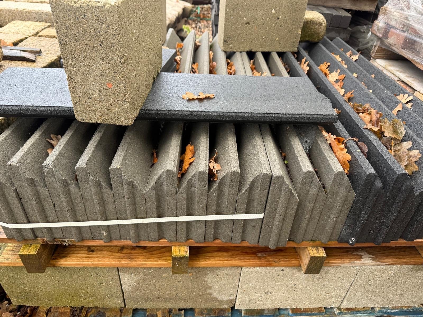 Verschillende soorten Opsluitband, Ophalen, Gebruikt, Beton, Overige typen