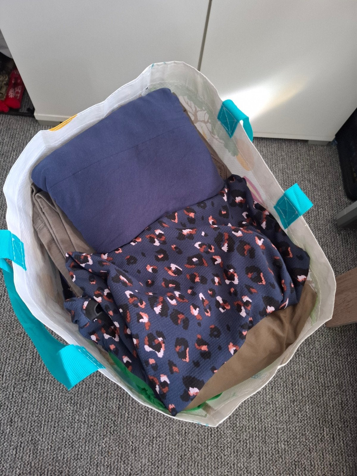DAMES KLEDING. zak vol, Ophalen, Zo goed als nieuw, Maat 46/48 (XL) of groter