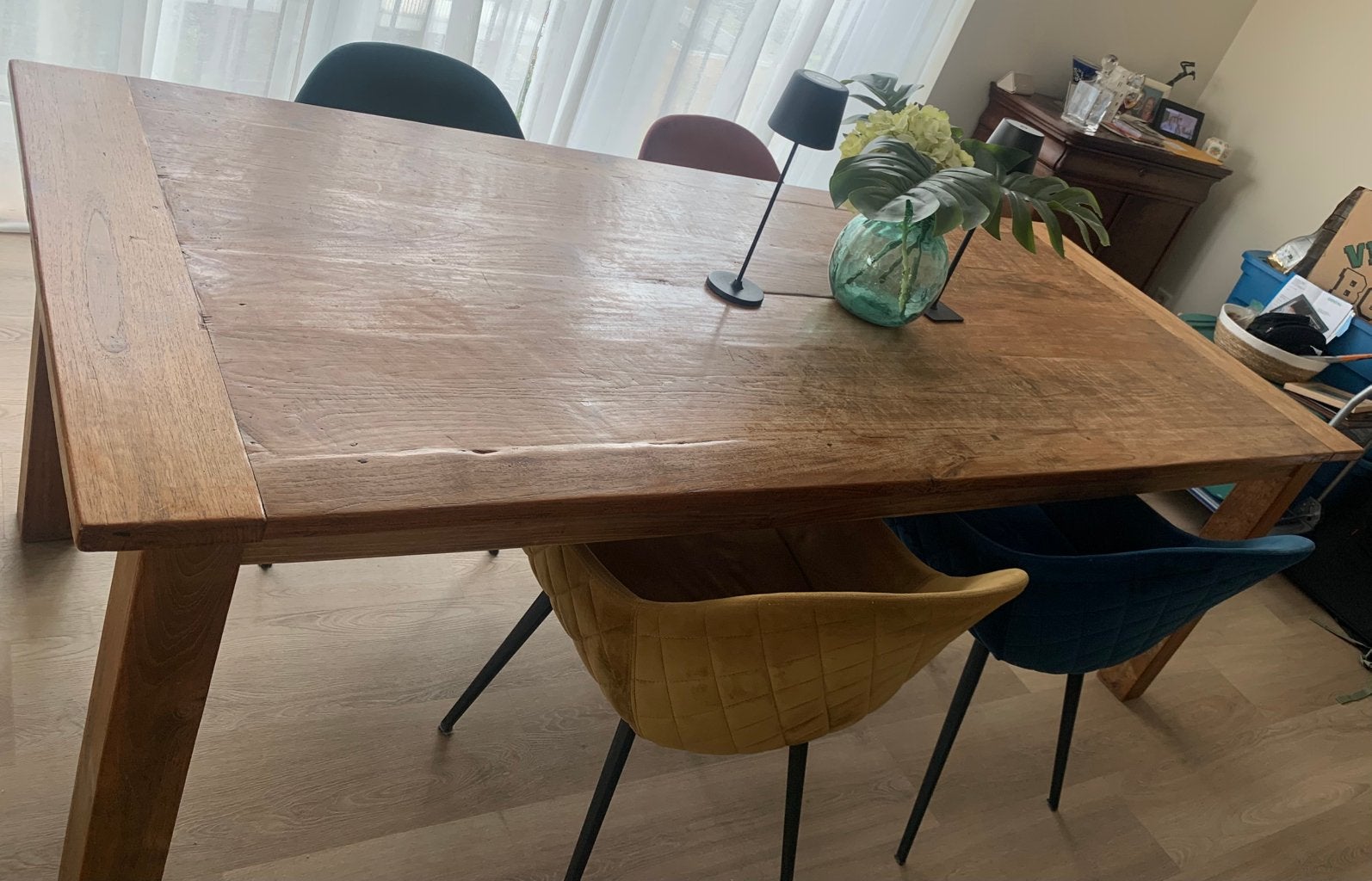 Mooie ruime houten “stam tafel”, Ophalen, 100 tot 150 cm, Gekocht bij Verkoophuis in Adam., 200 cm of meer