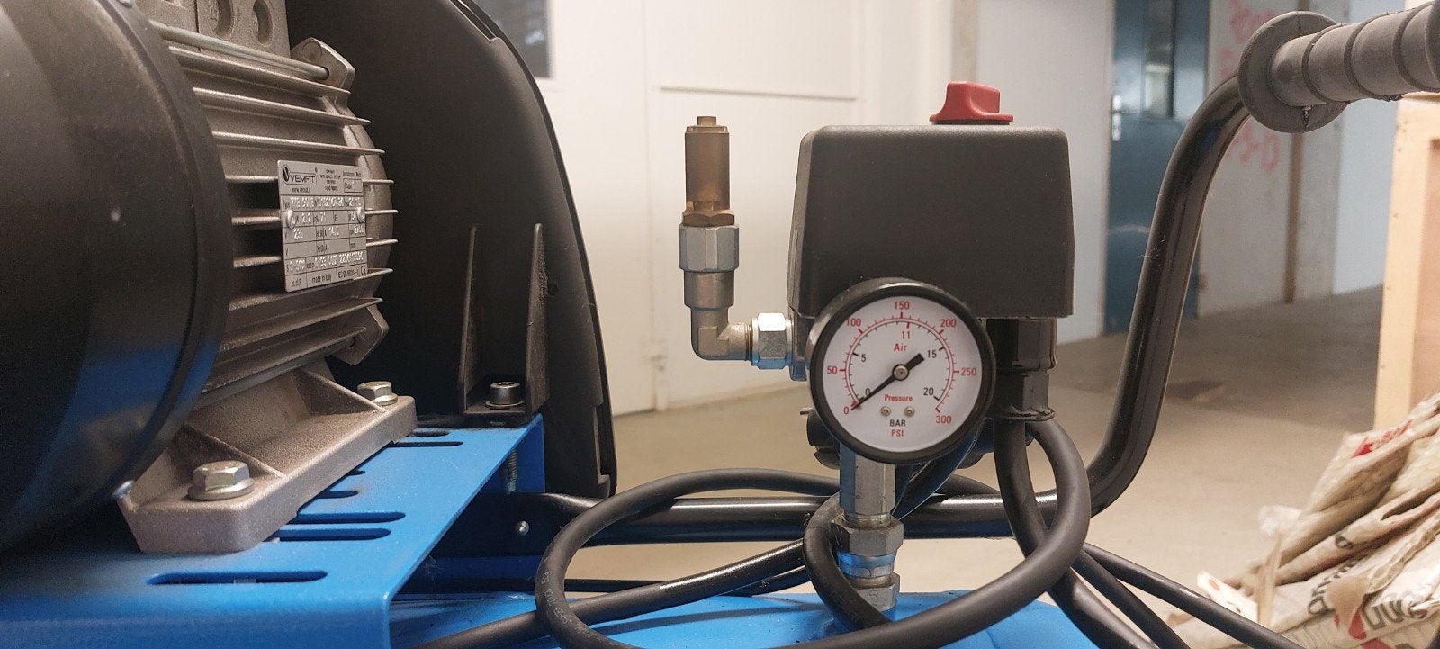 ABAC Compressor 150L, 2.2kW, 240V - Krachtige Luchtcompresso, Ophalen, Gebruikt, 200 tot 400 liter/min, 10 bar of meer