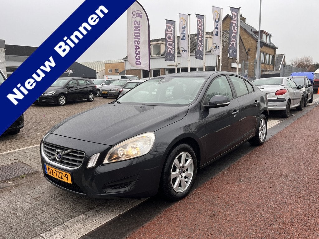 Volvo S60 1.6 T4 180 PK AUTOMAAT Kinetic Nap Pdc Schuifkantd, Auto's, Gebruikt, 179 pk, S60, 1600 kg