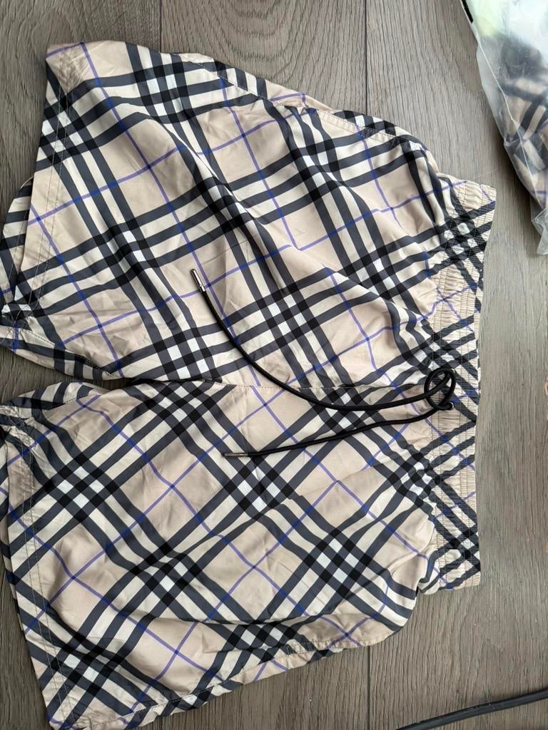 Burberry Zwemshort - Beige met Iconisch Ruitpatroon, Ophalen of Verzenden, Beige, Zwemshort
