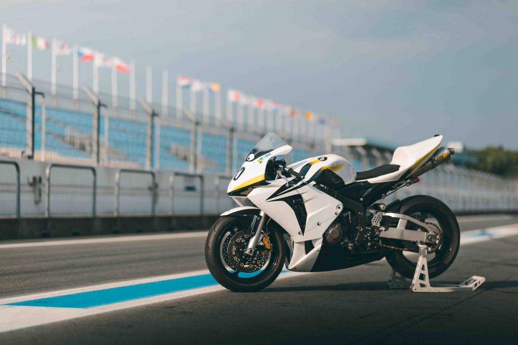 Honda CBR600RR circuitmotor, Motoren, Particulier