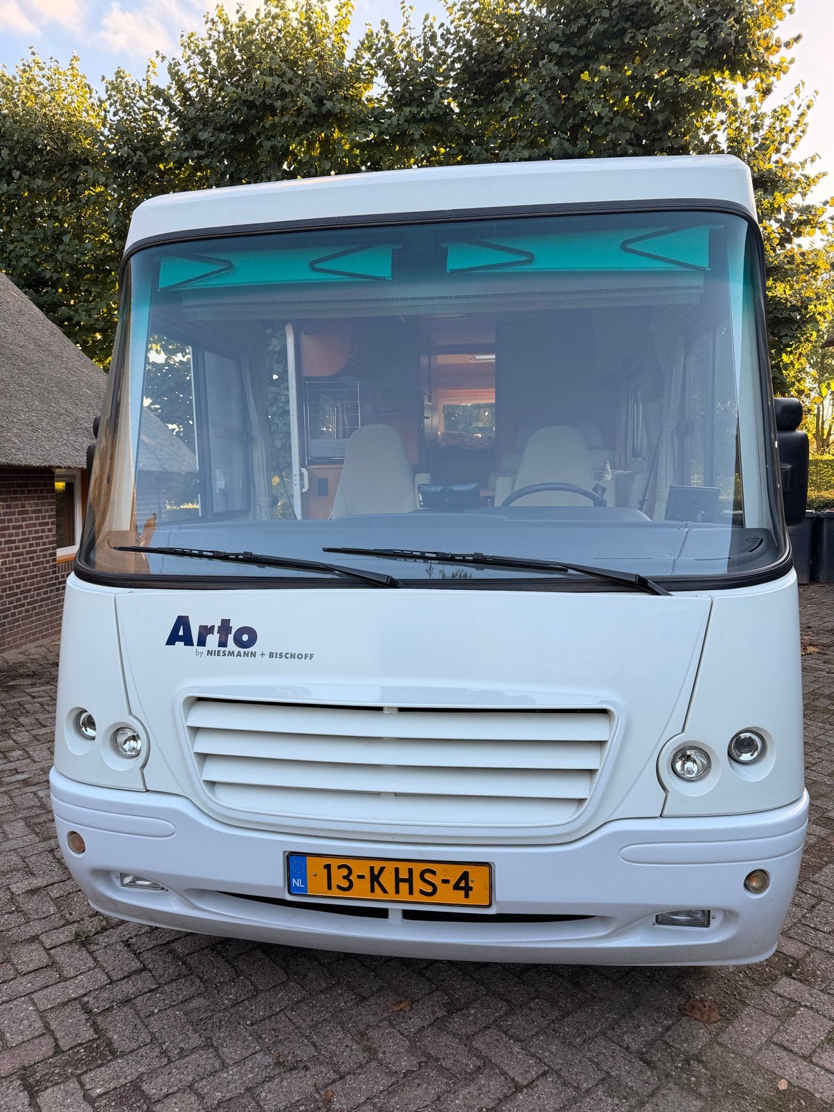 Niesmann Bischoff Arto 69G 2.8JTD - modeljaar 2002, Integraal, Niesmann+Bischoff, Ringverwarming, Fiat