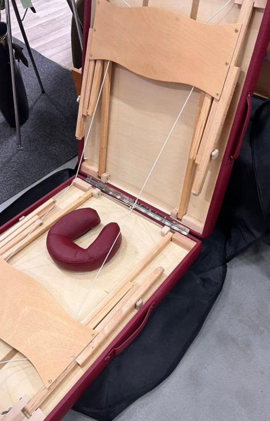 Massagetafel Donkerrood Inklapbaar met Accessoires en Tas, Sport en Fitness, Ophalen