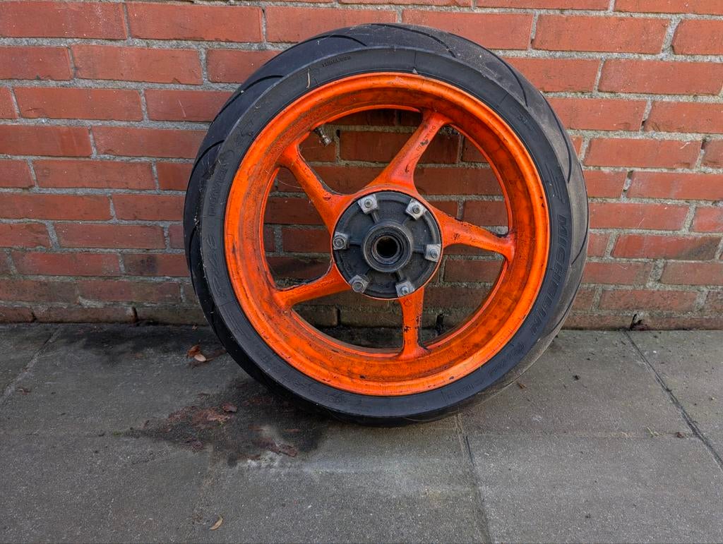 Achterwiel Yamaha R1 2004-2006 (RN12), Motoren, Ophalen, Gebruikt