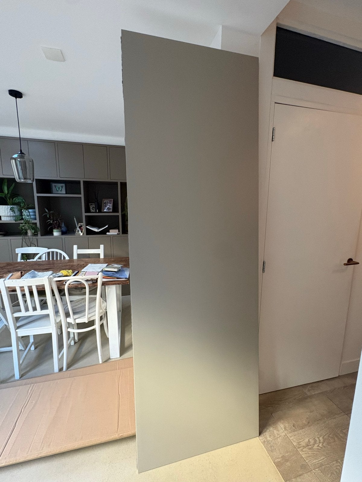 IKEA Hasvik Schuifdeur 75 cm - beige - Zo goed als nieuw, Minder dan 80 cm, 215 cm of meer, Overige typen, Ophalen of Verzenden