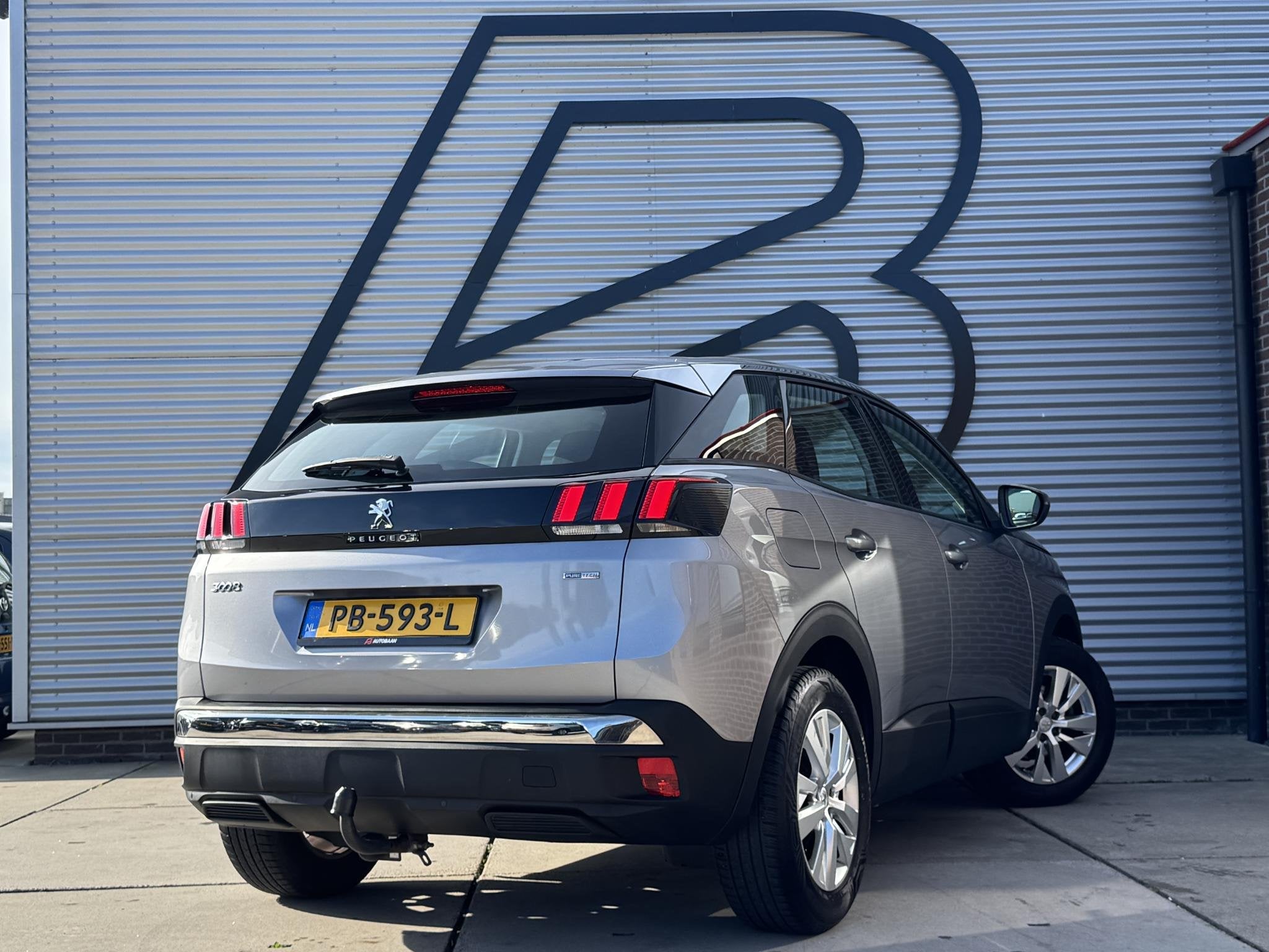 Peugeot 3008 1.2 PureTech Blue Lease Executive Navi|Carplay|, Stof, Gebruikt, Euro 6, 1199 cc