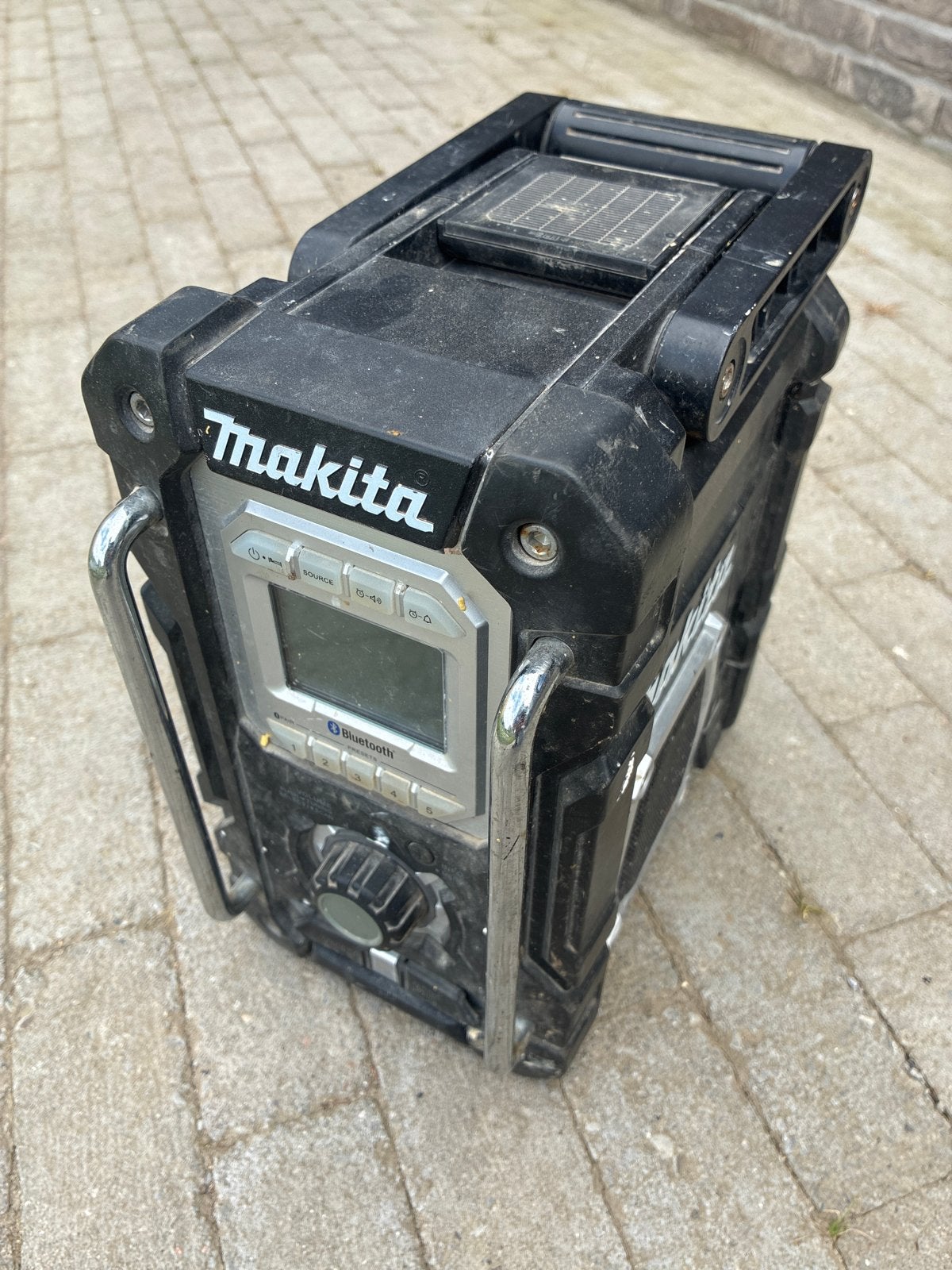 Makita DMR106 Bouwradio met Bluetooth, Ophalen of Verzenden, Gebruikt, Bouwradio