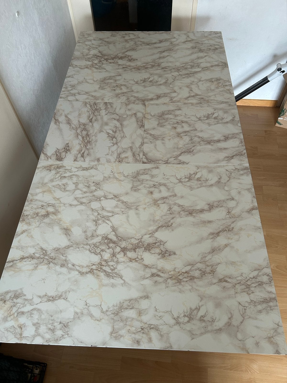 Foto 7 van Eettafel