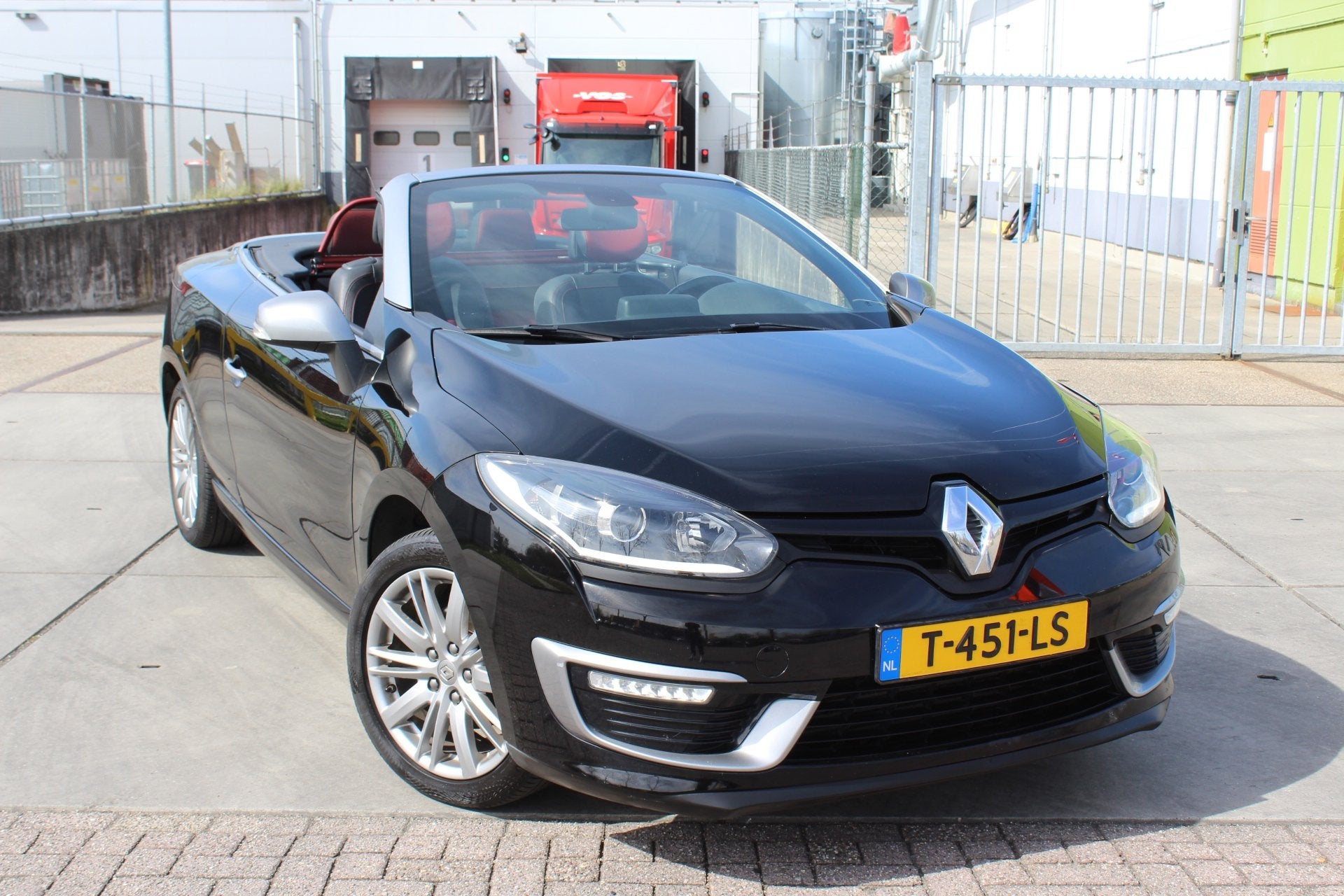 Foto 20 van Renault Mégane Coupé-Cabriolet 1.2 TCe Privilège GT line