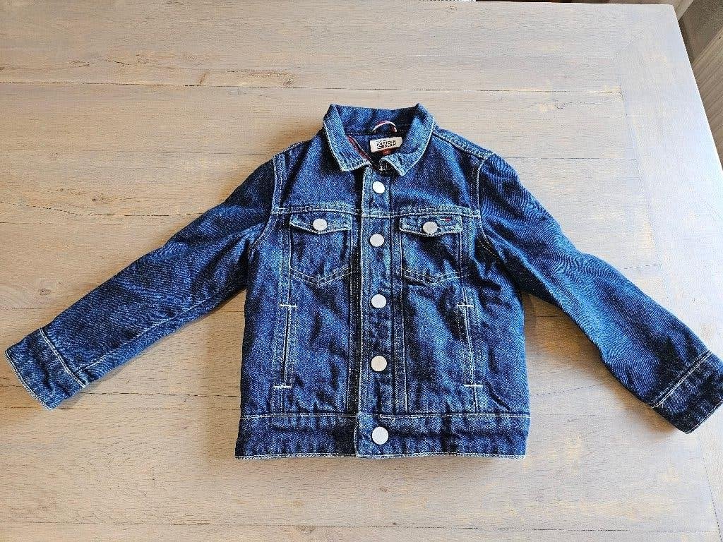 Tommy Hilfiger spijkerjasje maat 104, Jongen of Meisje, Ophalen of Verzenden, Jas, Tommy Hilfiger