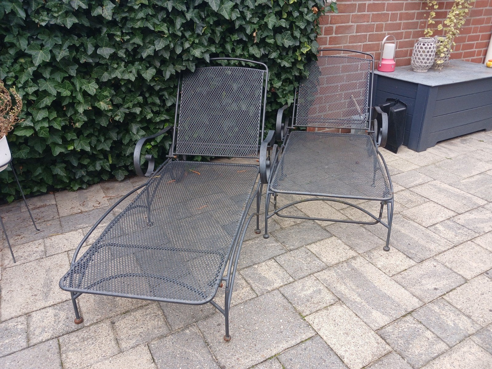 Twee metalen ligstoelen voor buiten, Tuin en Terras, Ophalen, Gebruikt, Metaal