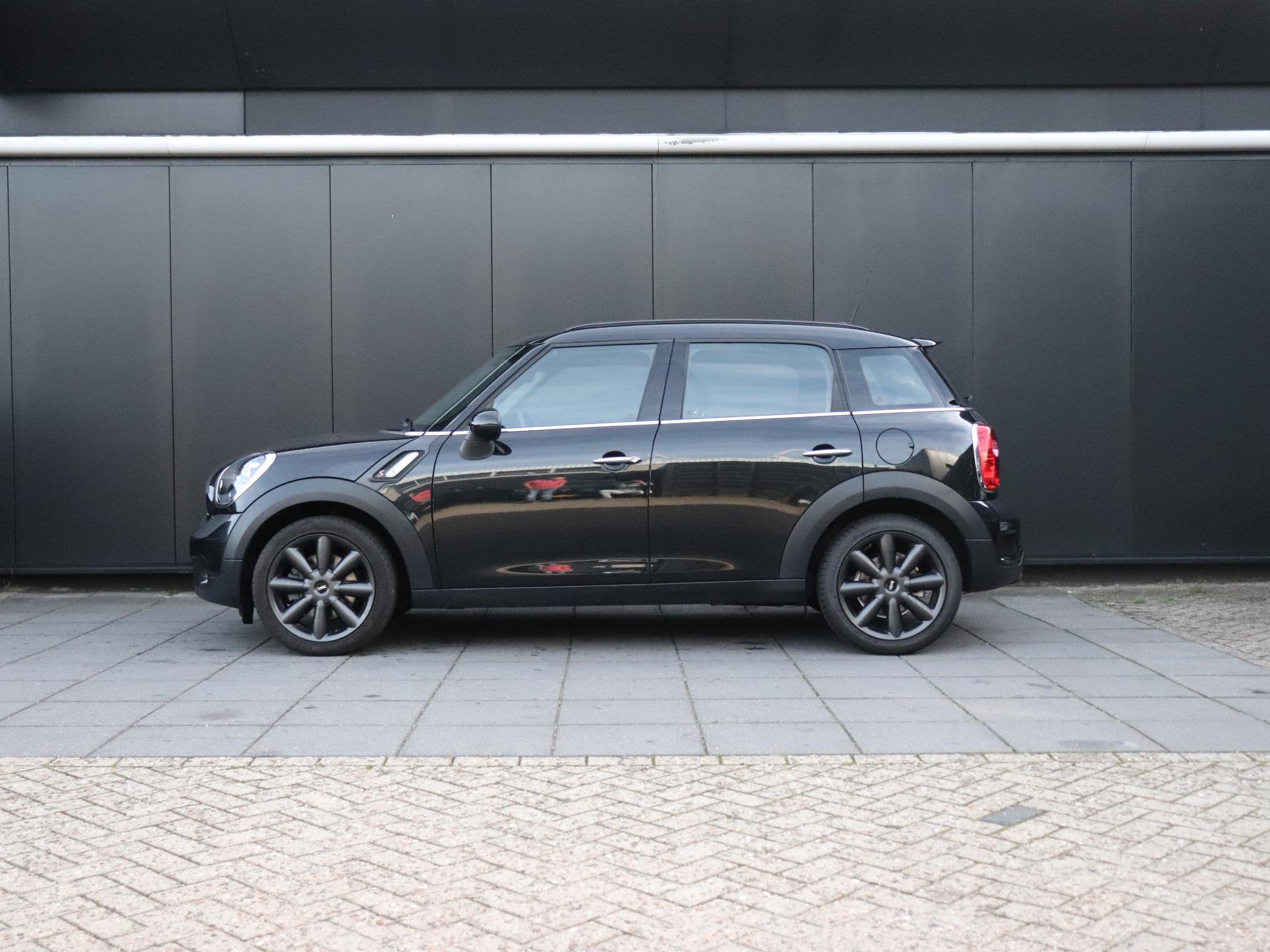 MINI Countryman 1.6 Cooper S Chili | LEDER | PANO-DAK | H&K, Voorwielaandrijving, Euro 5, Gebruikt, 750 kg