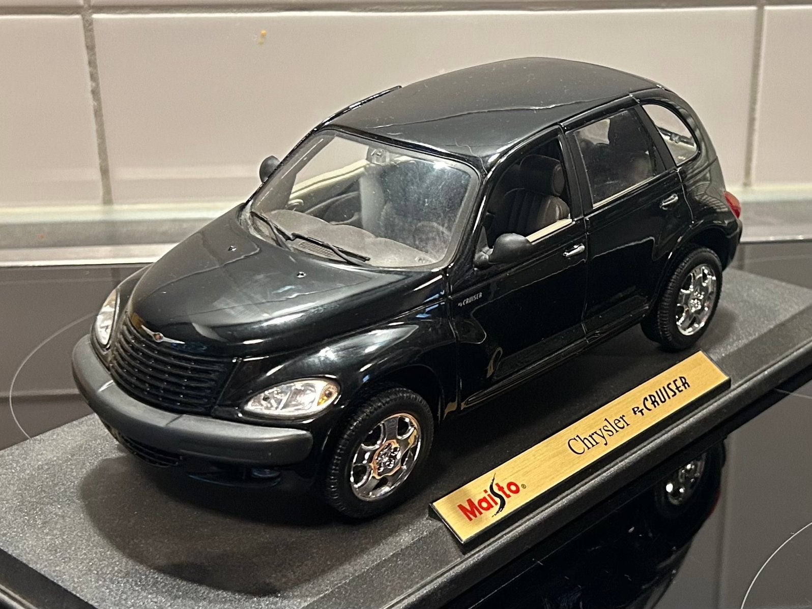 Maisto Chrysler PT Cruiser 1:18, Verzenden, Zo goed als nieuw, Maisto