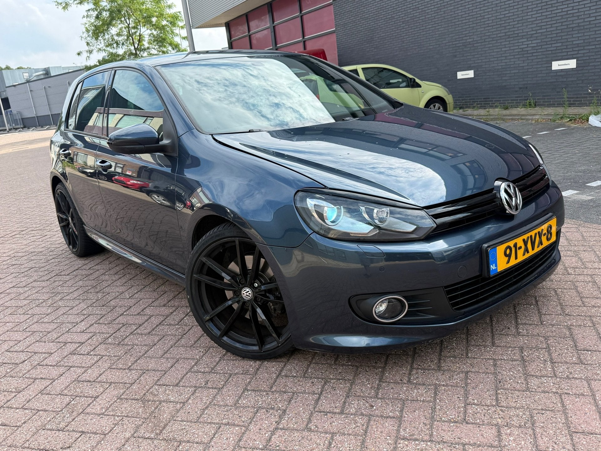 Volkswagen GOLF 1.4 TSI Highline Automaat PDC Volledig onder, 1258 kg, 4 cilinders, Blauw, Alcantara