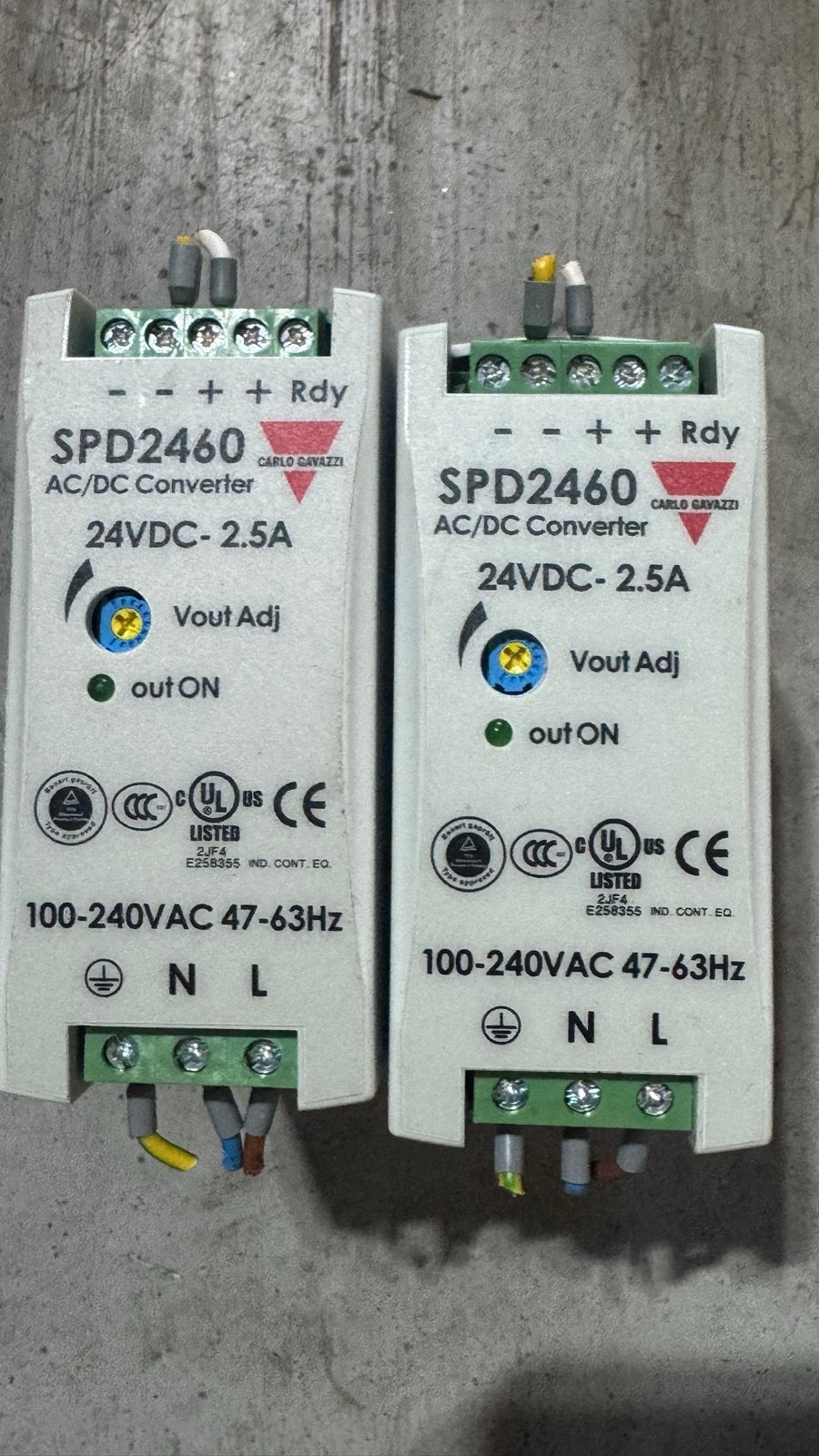 3 x Carlo Gavazzi SPD24601 voeding 24V DC 2,5A 60W DIN-rail, Hobby en Vrije tijd, Ophalen of Verzenden, Zo goed als nieuw, Via Milano 13, I-20045 Lainate (MI), Italië