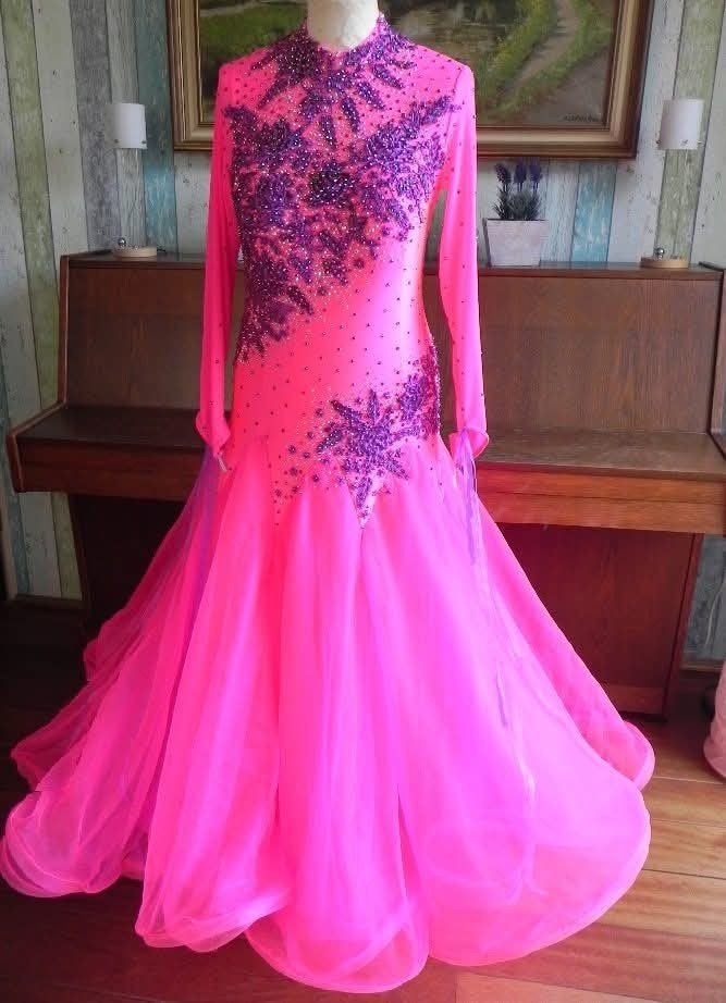 Ballroomjurk maat 38-40-42 met Swarovski en Preciosa stenen, Ophalen of Verzenden, Nieuw, Maat 38/40 (M), Onder de knie
