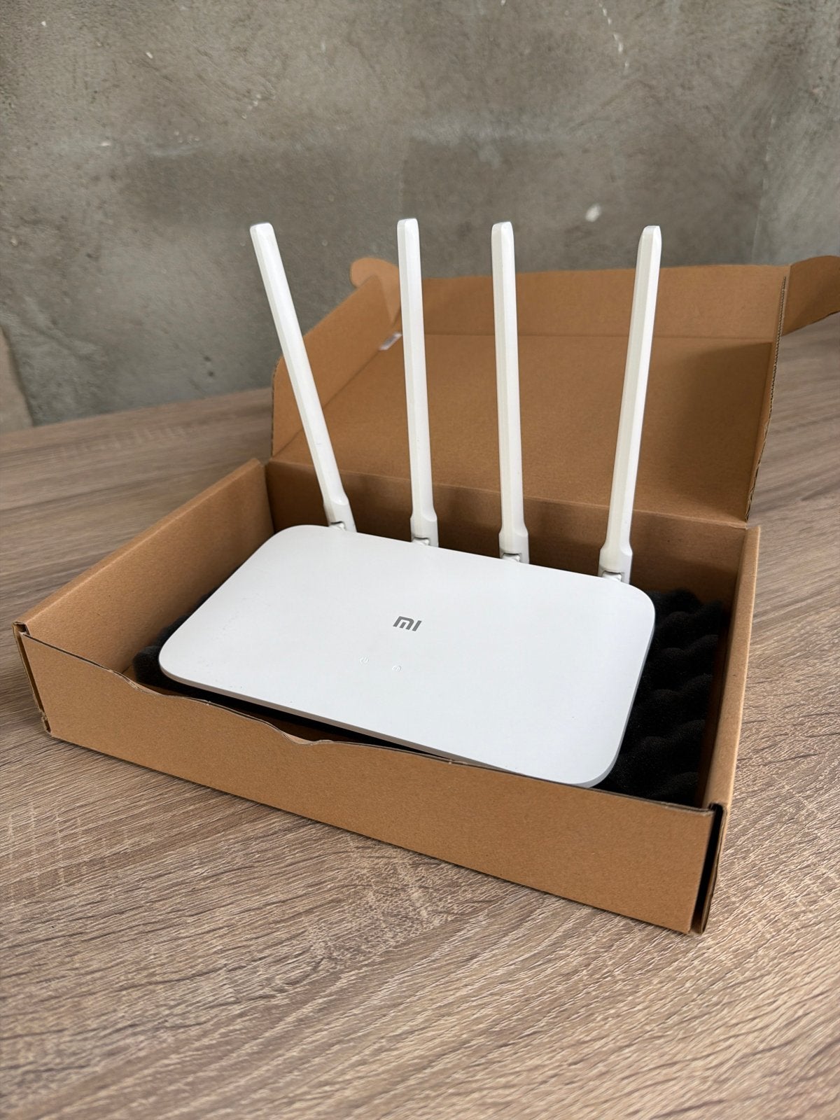 Xiaomi Mi Router 4a Dual-Band Gigabit Router, Ophalen of Verzenden, Zo goed als nieuw, Router