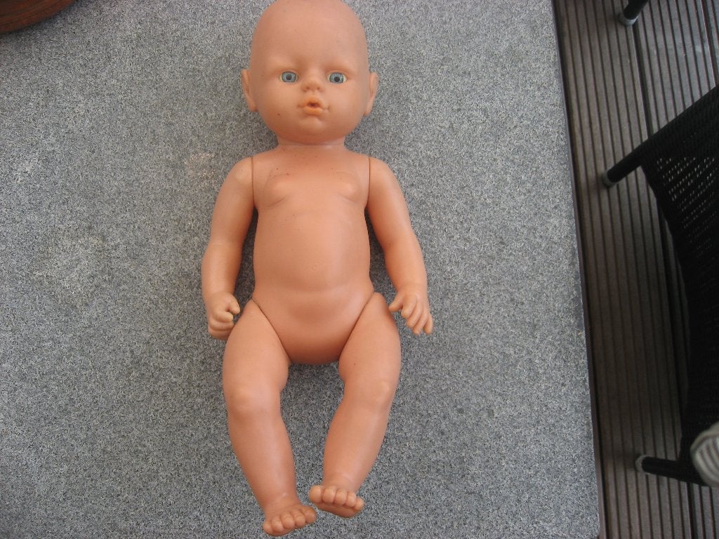 leuke baby plaspop van Simba, circa 37 cm lang, Verzenden, Zo goed als nieuw, Babypop