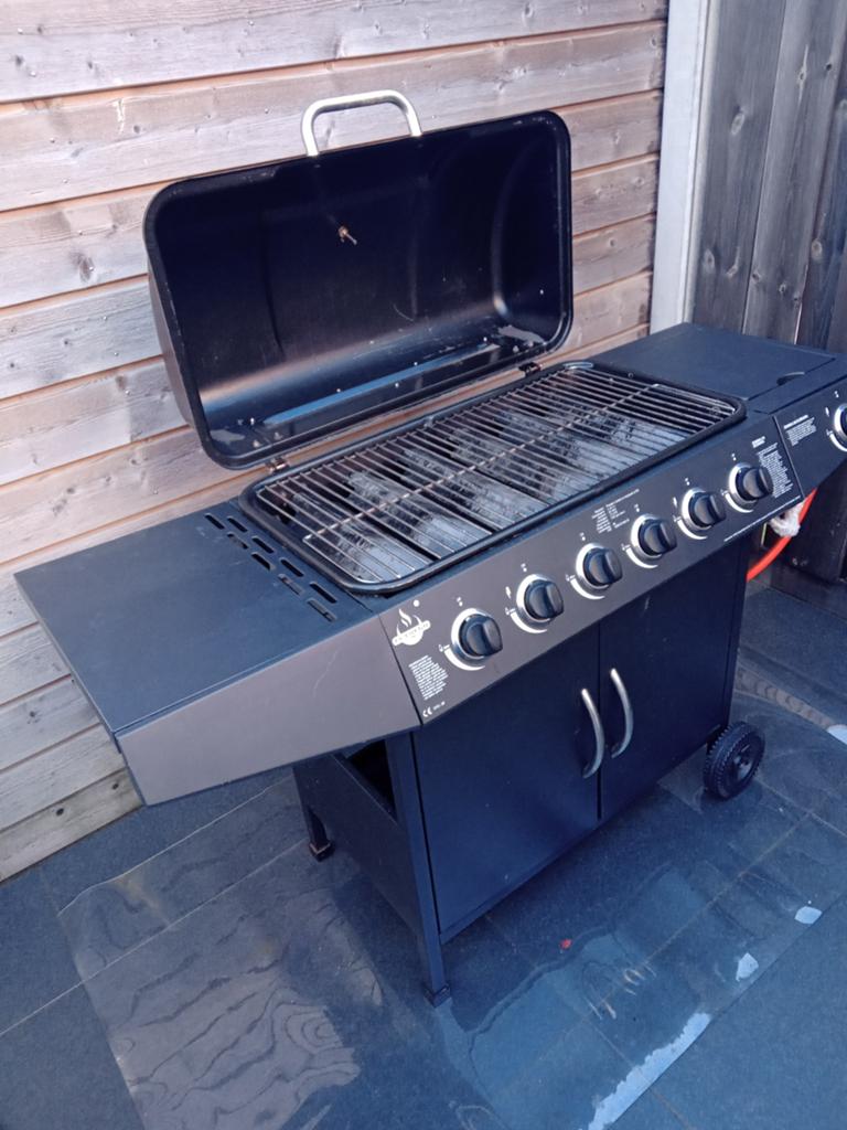 Grote gasbarbecue met 6 branders en zijbrander, Ophalen of Verzenden, Gebruikt, Onbekend