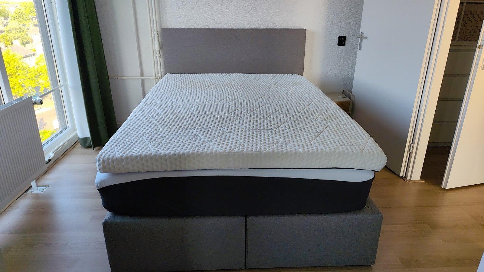 Boxspring 140x200 met Emma matras en topper, Ophalen