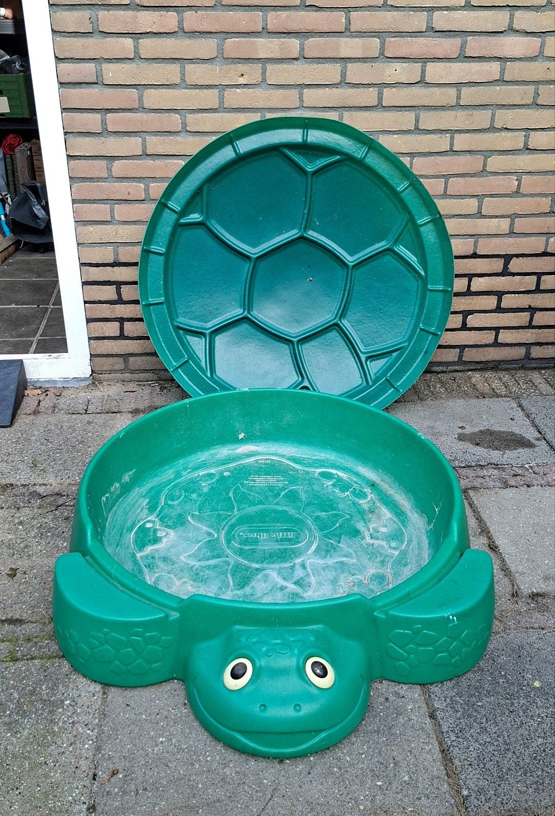 Schildpad zandbak met deksel, Ophalen, Gebruikt