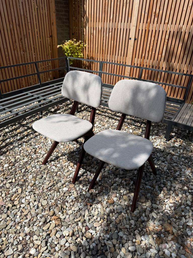 Opknappers: 2 vintage schaarstoeltjes, Huis en Inrichting, Stoelen, Ophalen, Gebruikt, Twee, Bruin