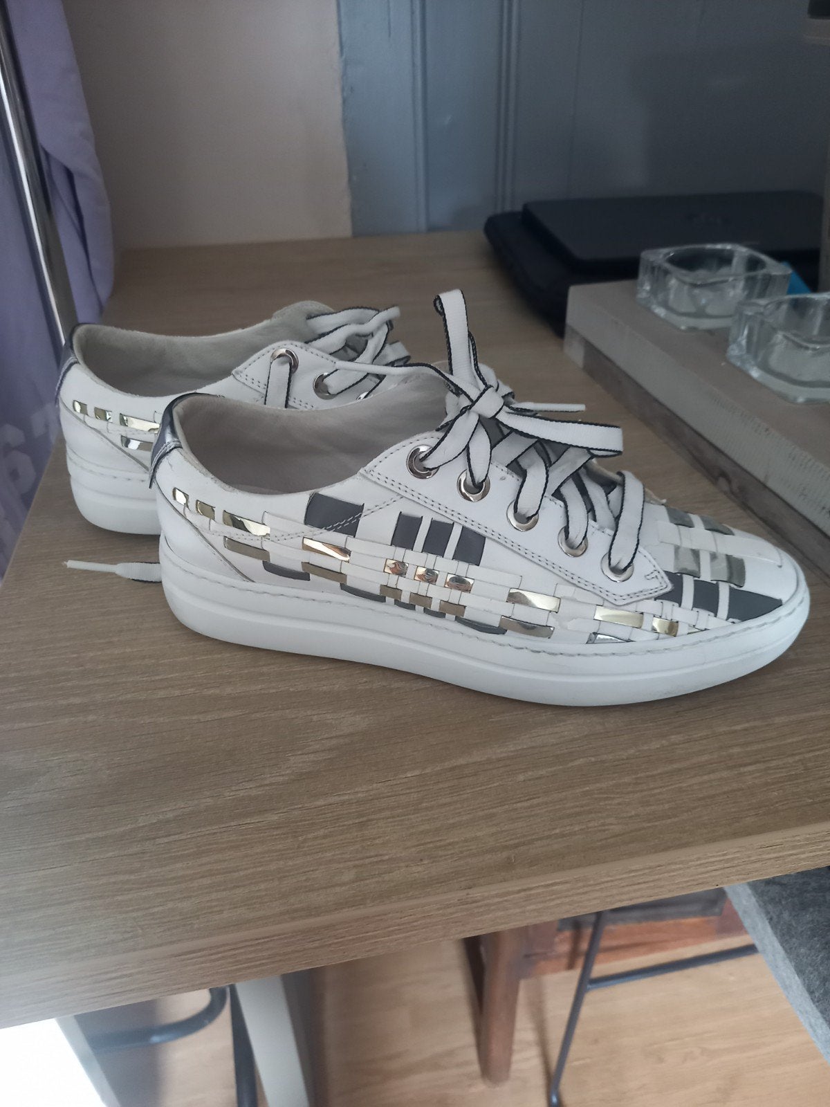 Dames sneakers, Wit, Ophalen of Verzenden, Sneakers of Gympen, Gedragen
