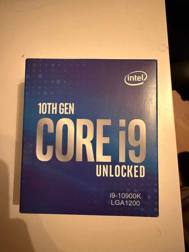 Intel Core i9-10900K – NIEUW in doos – 10 cores – LGA1200, Ophalen of Verzenden, Nieuw, 10-core, 4 Ghz of meer