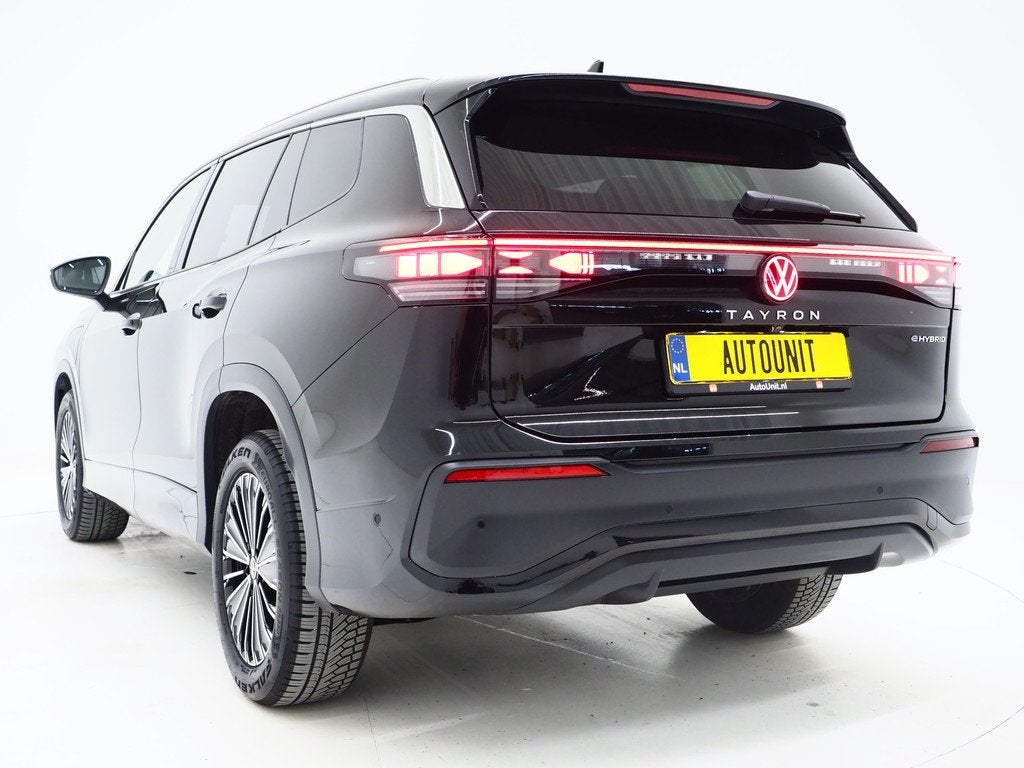 Volkswagen Tayron 1.5 eHybrid Elegance | Leder/Alcantara | M, Auto's, Volkswagen, Zwart, 4 cilinders, Zwart, Plug-in hybride