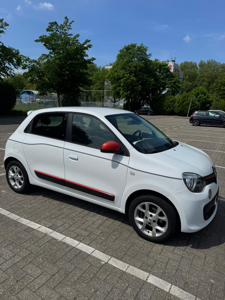 Renault Twingo 1.0 SCe Dynamique NAVI|CAMERA|PARKEERSENSOREN, Auto's, Renault, USB, Euro 6, 840 kg, 4 stoelen