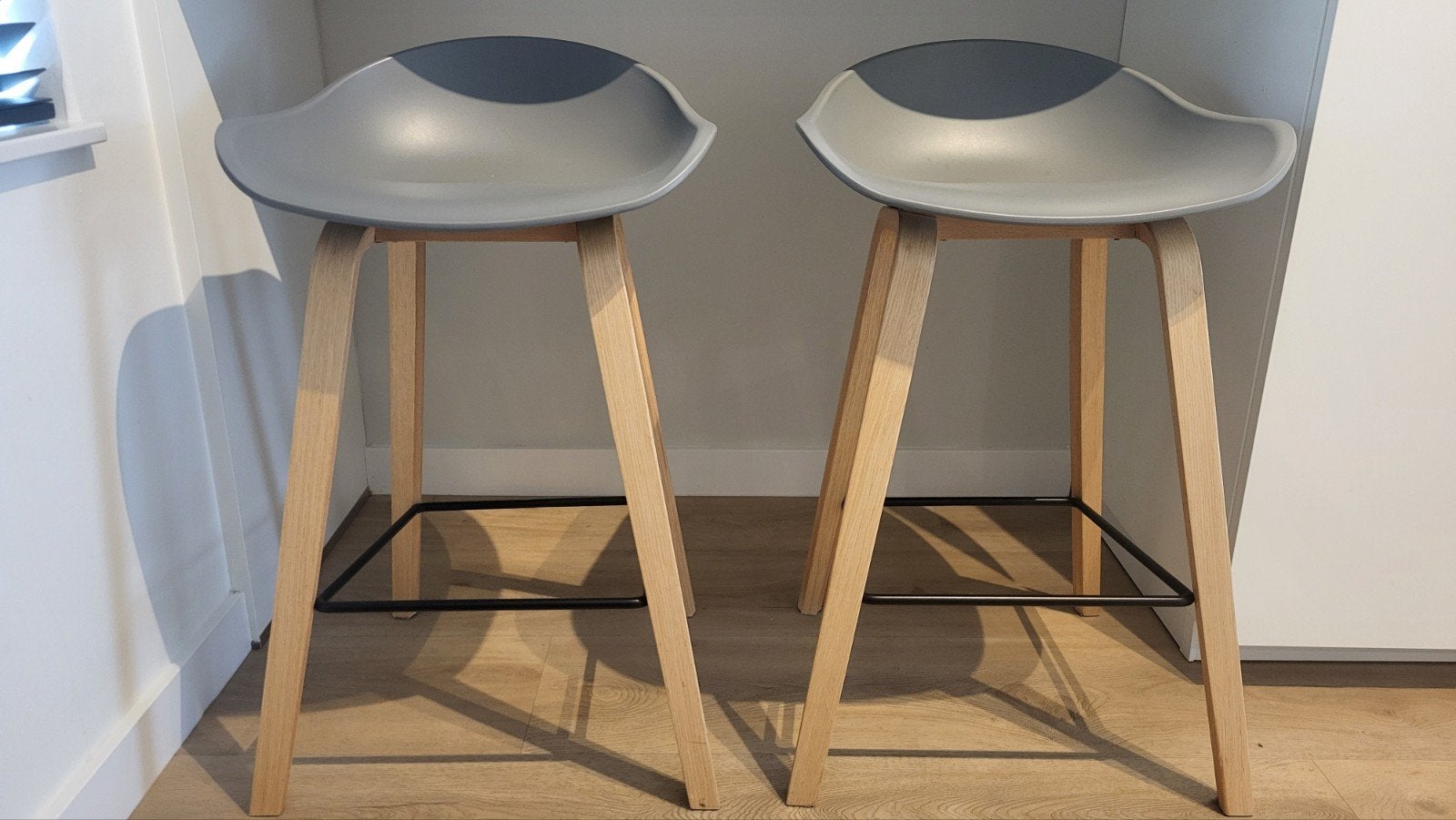 Barkrukken 2x, 2 krukken, Ophalen, 60 tot 90 cm